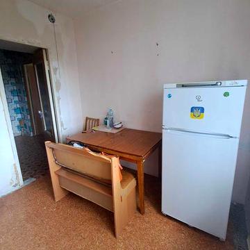 Сдам 1-км.кв, 40кв.м, 3/9 этаж. Без мебели. Можно животное