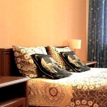 Здається в оренду 2 кімнатна квартира, вул. Урлівська, 10-А