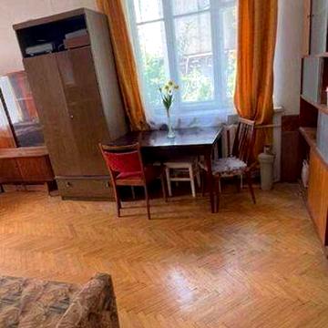 Продаж 3к квартири вул. Німанська 3 ст. м. Звіринецька.