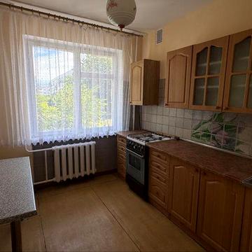 3-х кімнатна квартира , продаж , Черкаське , не кутова , співпрацюємо по сертифікату