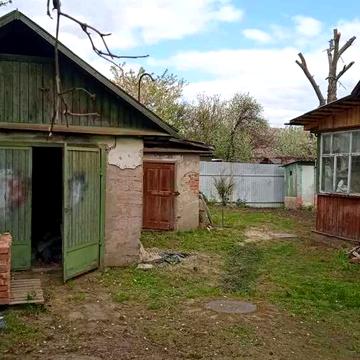 СРОЧНО!Продаю Часть ДомаДом 50м2 Газ, Вода.Елект.ГАРАЖ. Землі 2,5сот