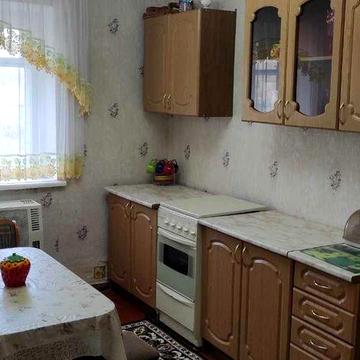 Будинок. Квартира 4-х кімнатна + гос.будівлі