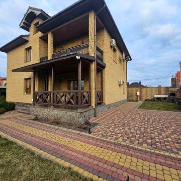 Продаж елітного будинку по вул. Назарія Яремчука ( Єршова  )