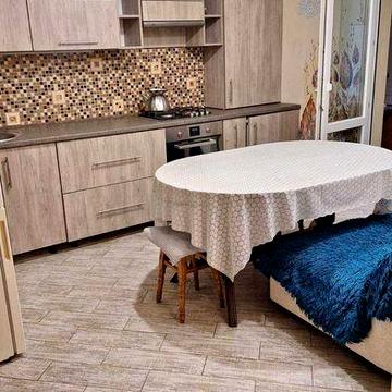 Оренда однокімнатноі квартири по Вул.Келецькій