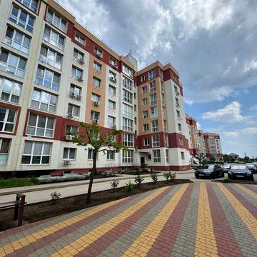 1 ком квартира 39 метров .выполнен ремонт на 80% ЖК розенталь