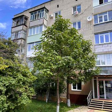 Квартира 3к автономне опалення Балаклія Серпуховський4 є гараж погріб
