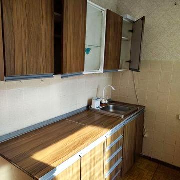 Сдаю 2к/кв пр.Центральный 5/12,46/28/7,5500 грн