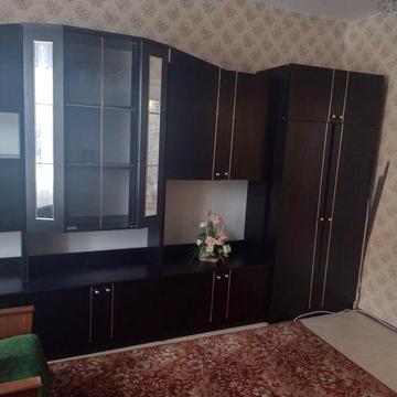 Здам свою трикімнатну квартиру  (одна закрита)