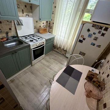Здам 2 кім по вул Ватутіна