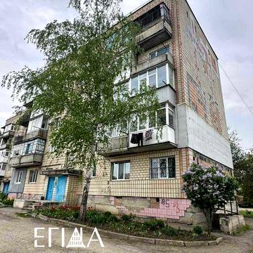 1-кімнатна квартира на Катранівці, поверх 3/5