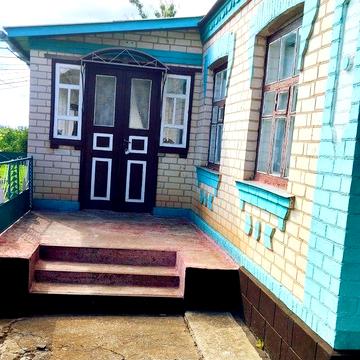 Продам два будинки на одній земельній ділянці