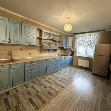 Продам трьохкімнатну квартиру ЖК Романовський ЖК Романовський