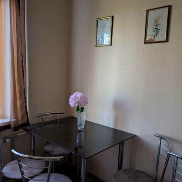 Продаж  двохкімнатної квартири по вул. Володимира Великого,55.