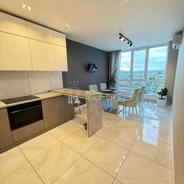 Продаж 3-кімнатної квартири Київ ЖК «Рівєра» 95 м² Вид на Дніпро Метро Славутич 3 хв Гардеробна Закрита територія ЖК Рів'єра