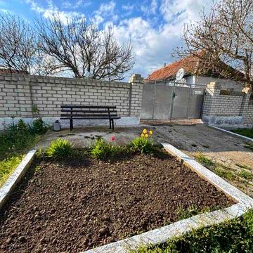 Продаю будинок зі зруностями в с.Троїцьке