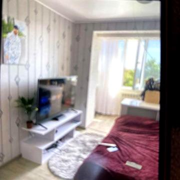Продаю 3-кімнатну квартиру в Очакові