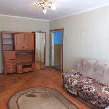 Здам 1-кімнатну квартиру в Ужгороді (вул. Заньковецької