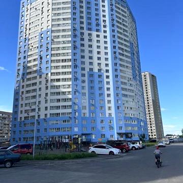 Продам 3-ну квартиру в новобудові на Москаленко!