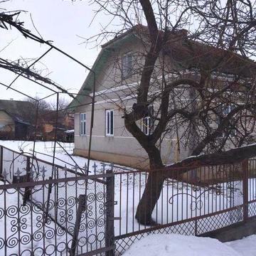 Продається дім в Гусятині