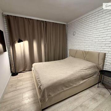 Продаж 3к Квартира Алана Шепарда (Суворова) вулиця