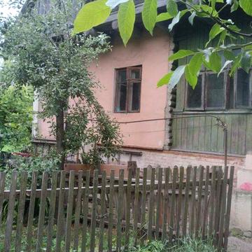 Продаж 1/2 будинка
