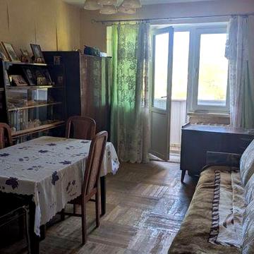 Героїв Крут, 2 х кімната, хрущевка,