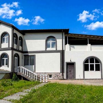 Терміновий продаж‼️ Будинок 270м² +107м² підвал +додаткові приміщення