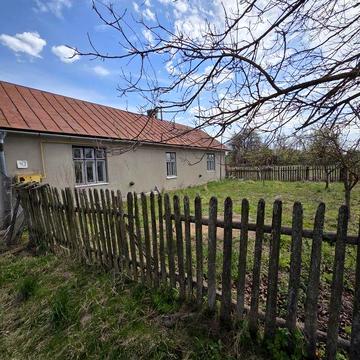Будинок  і ділянка в селі Магерів