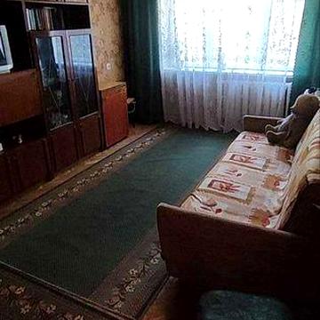 Сдам 2х комнатную квартиру на Генерала Петрова, между Якира и Гайдара.