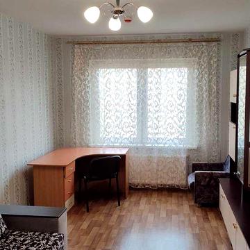 Продаж 1к квартири 41кв Максимовича 7Б поруч  станція метро Васильківська
