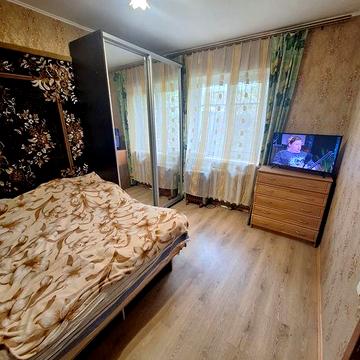 Продам квартиру Троицкая Правый берег