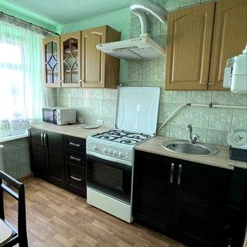 Оренда: 1 кімнатна квартира вул. Любінська ( Будинок меблів)