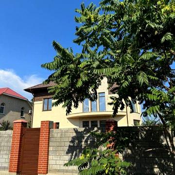 Без комиссии! Совиньон. Продажа семейного дома. Участок 10 соток