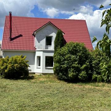 Продам в Зазим´я будинок з ремонтом 125 м2 біля власного озера.,16 соток землі + 9 соток водойми.,19 хв до Києва