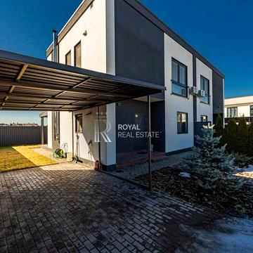 Продаж дуплексу Осокорки 115 м² 2 спальні Генератор Камін Тераса Барбекю Зарядка для електромобіля Ділянка 3 сотки
