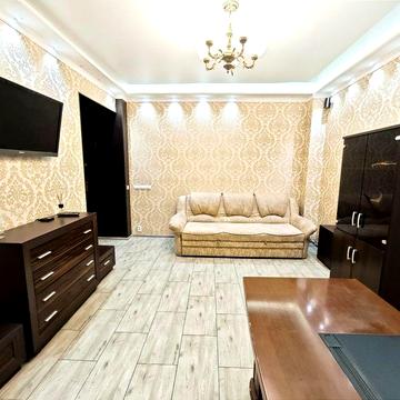 Оренда однокімнатної квартири в Олександрівському р-ні (Соборний 91)