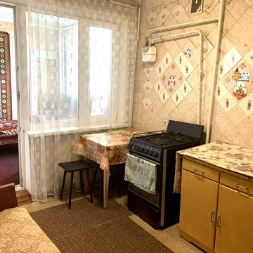 1к.к. в мур.Северный с мебелью
