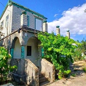 Продам дачу в Кошарах,для любителів рибалки та відпочинку-7000у.о.
