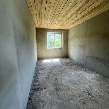 Продам 1 кімнатну квартиру з закритим двором ЖК Парковий