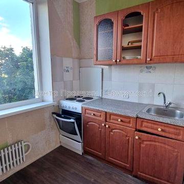 Продається 1 к. квартира, метро Перемога на Олексіївці