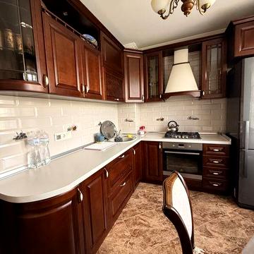 Сдам 3 комнатную квартиру метро Студенческая