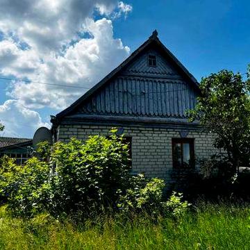 Продається будинок у мальовничому селі Троянів!