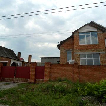 Продам два будинки за ціною одного