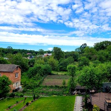 Продаж 2-кімнатної квартири з гаражем, вул. Глибока Долина