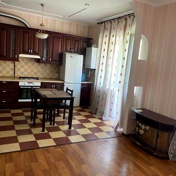 Здам 2х кімнатну квартиру в центрі