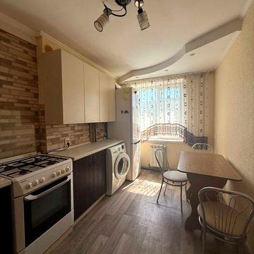 Оренда 3к. квартири на Вишенці