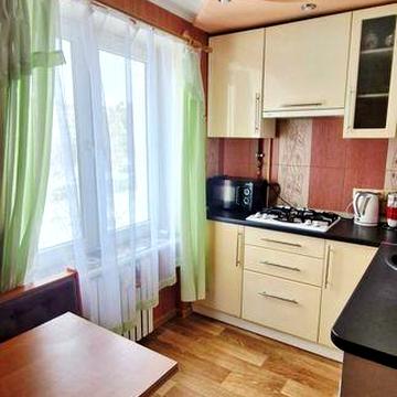 Полтава . Полтавська область.1ком 40кв.м 12000