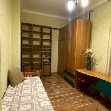 Продам велику 5 кімнатну квартиру в центрі!