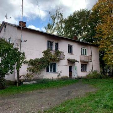 Продаж квартири  смт.Глибока