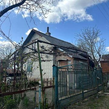 Продам дачу в Новому Роздолі біля вишки